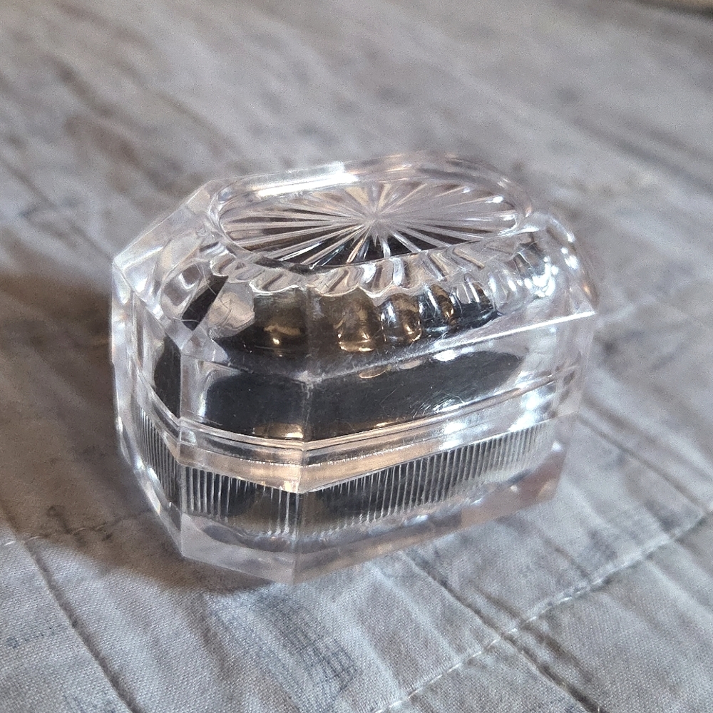 Clear Acrylic Jewelry Ring Box with Black Velvet Insert - Picture 3 of 3